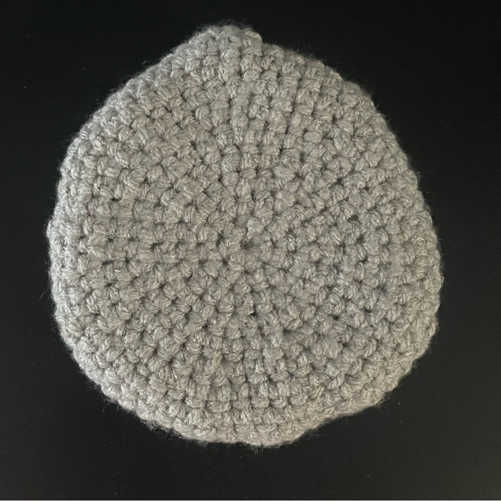 New Handmade Gray Cat Crochet Coaster - Picture 4 of 8